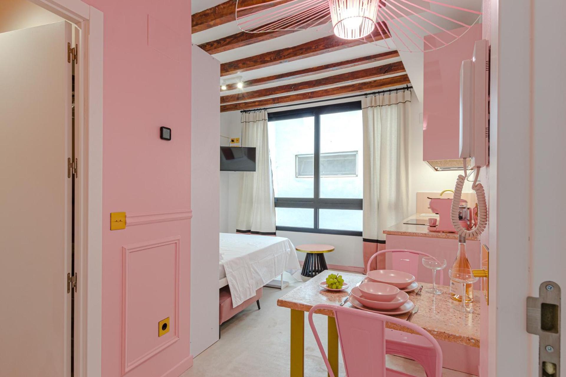 Glamorous Pink Studio In City Center Alicante Esterno foto