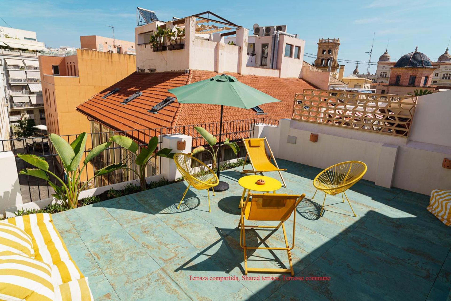 Glamorous Pink Studio In City Center Alicante Esterno foto